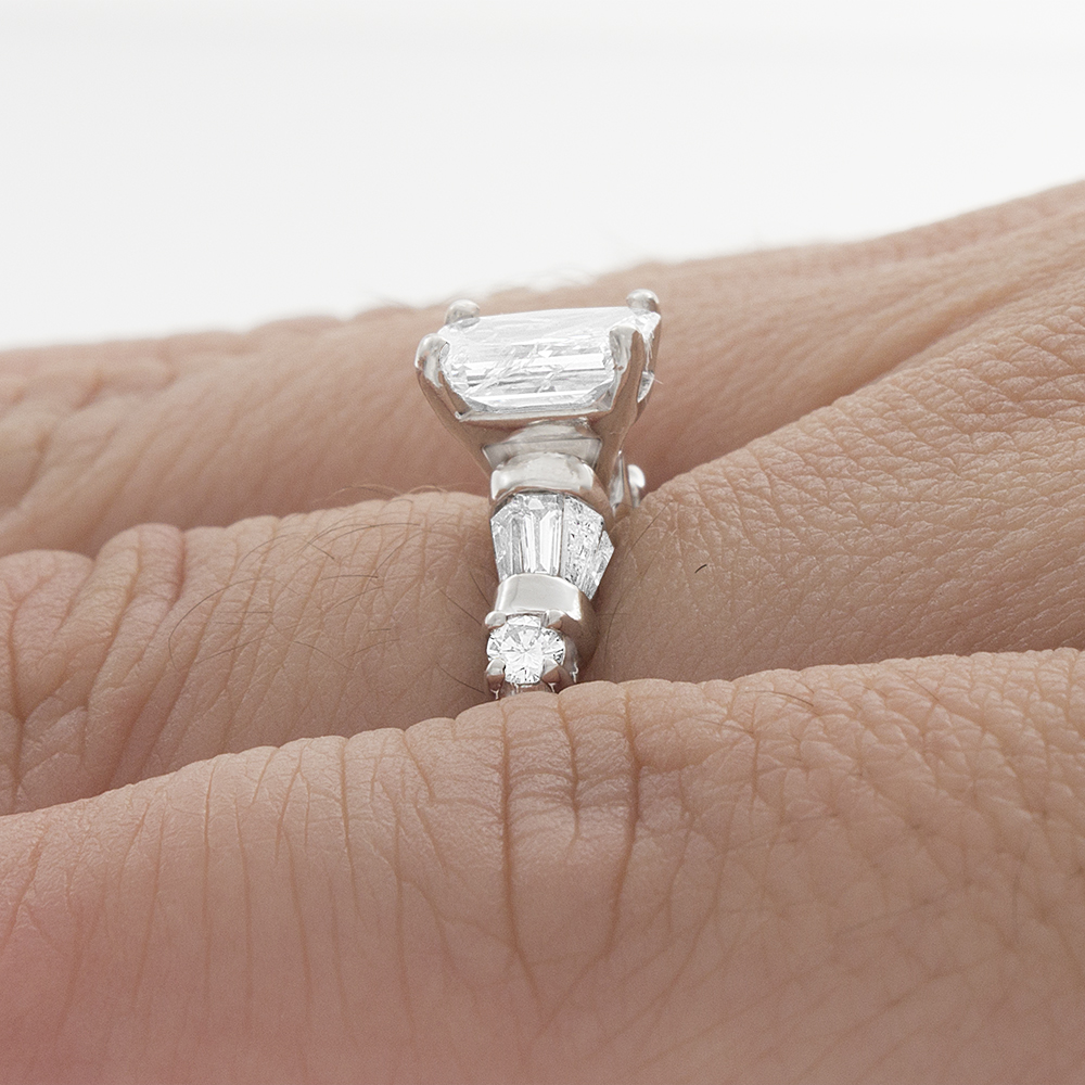 Radiant Bridal Set with Round & Baguette Shape Side Stones